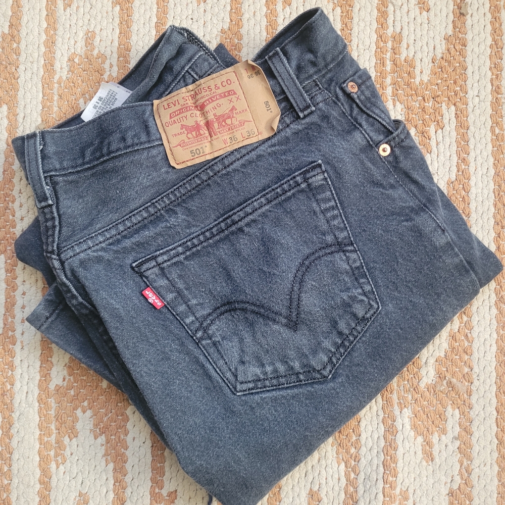 Levi's Black Men's 501 Classic Straight Jeans